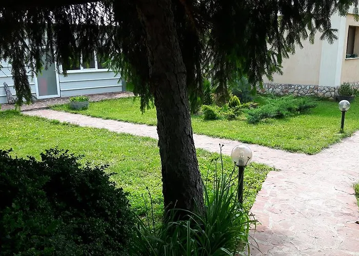 Ferienhaus Complex Fretly Gorni Dŭbnik